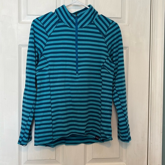 Patagonia Tops - Patagonia 1/4 zip top
